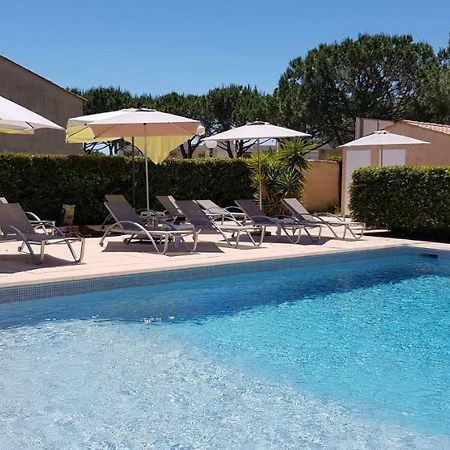 Hotel Le Galoubet Вильнёв-Лубе Экстерьер фото